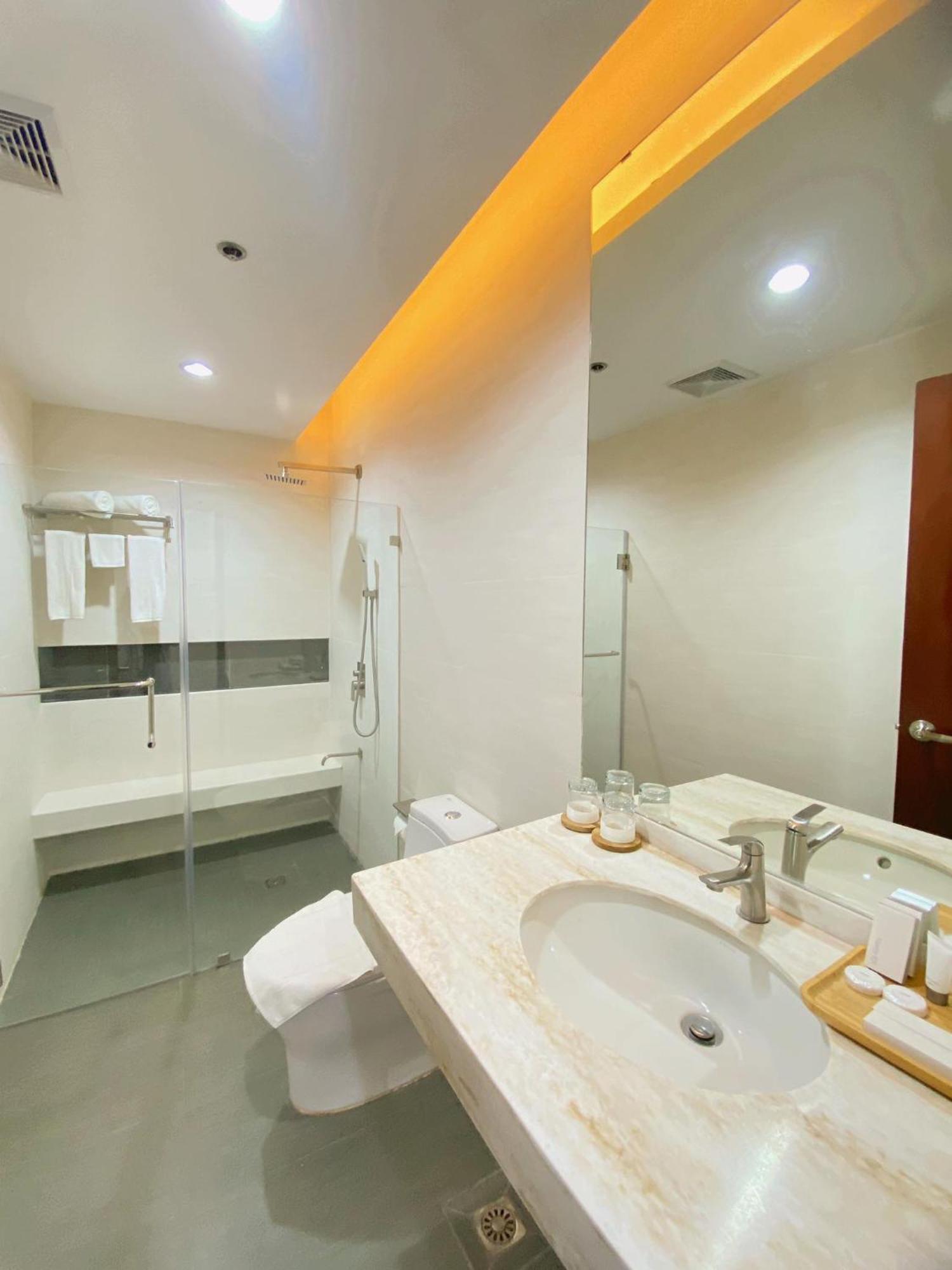 Jrp Vanyard Resort Hotel Kalibo Dış mekan fotoğraf